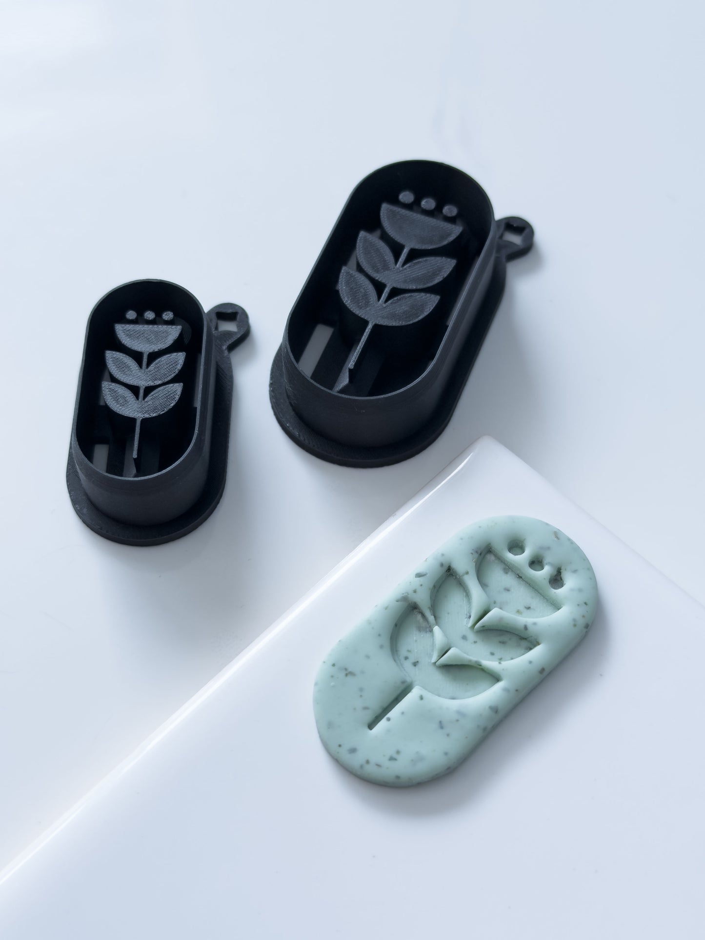 Oval Geometric Flower Polymer Clay Cutter