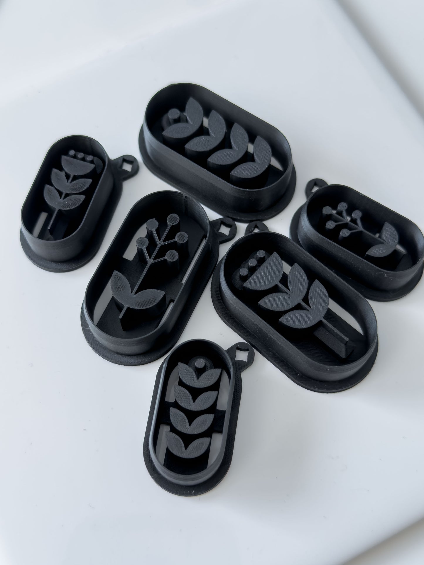 Oval Geometric Flower Polymer Clay Cutter
