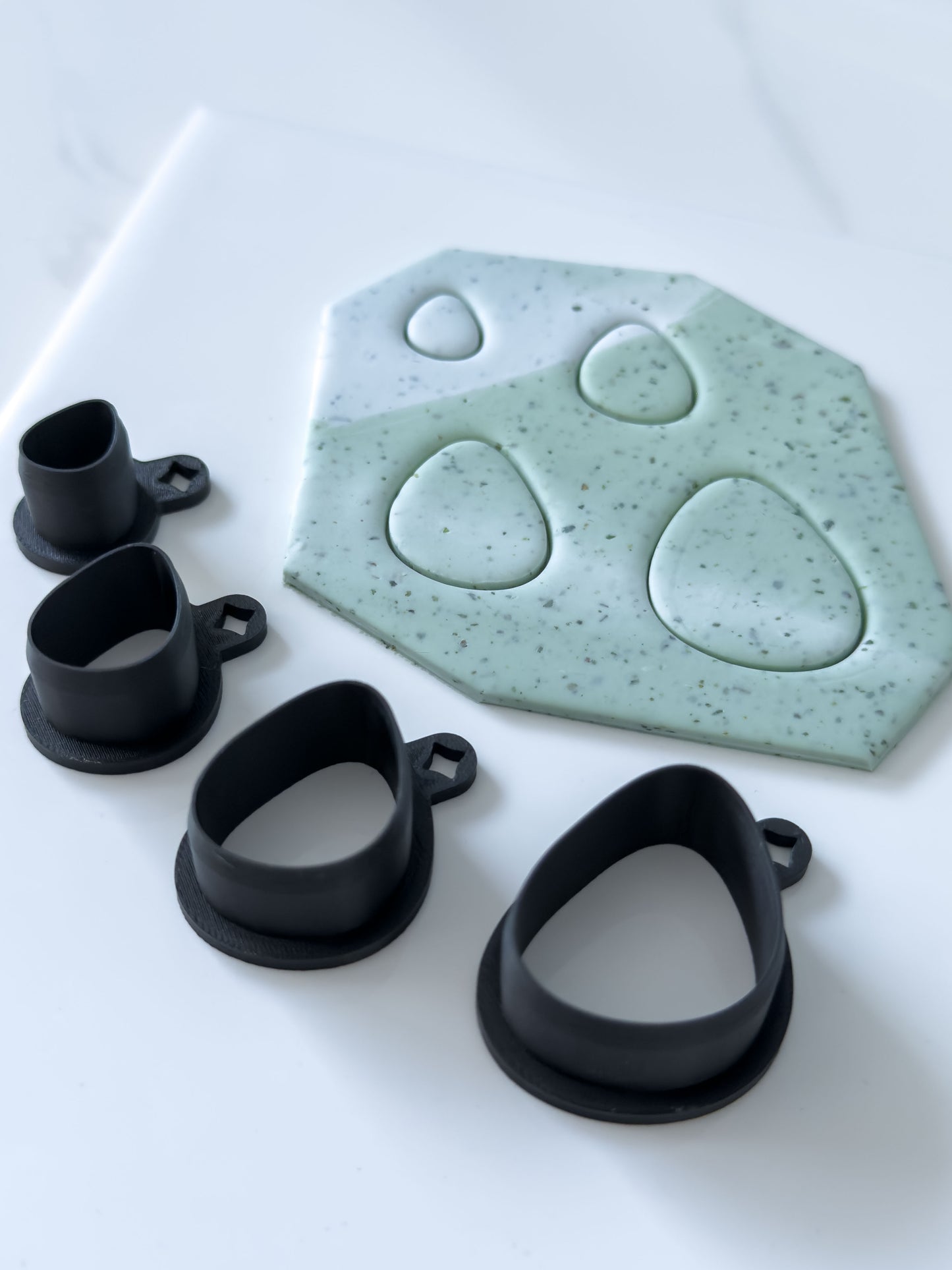 Organic Pebble Polymer Clay Cutter