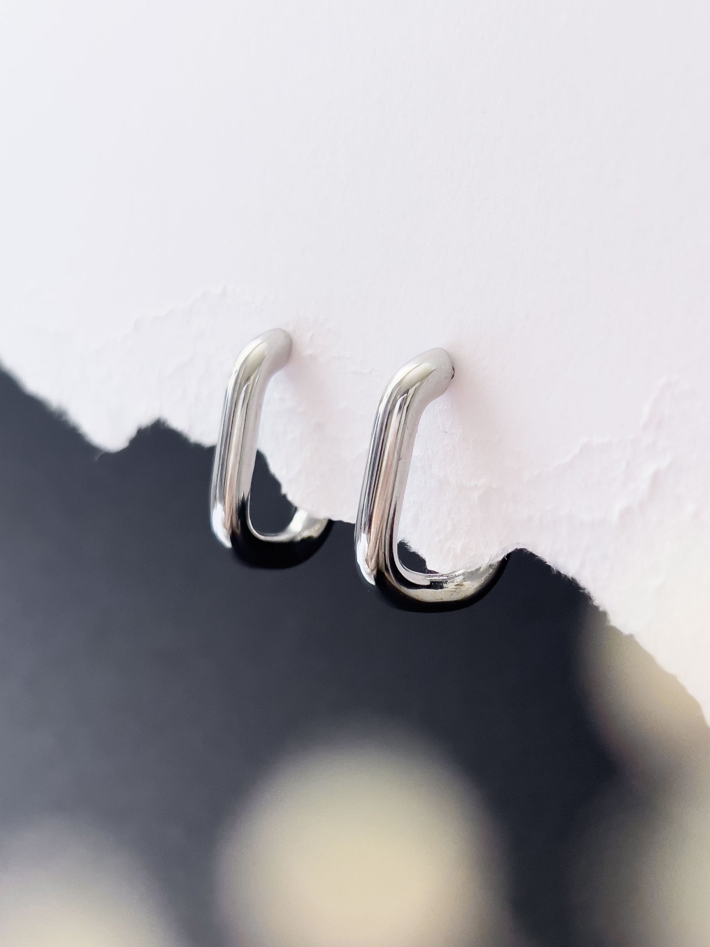 Base Col ✦ CHLOE Hoop Earrings