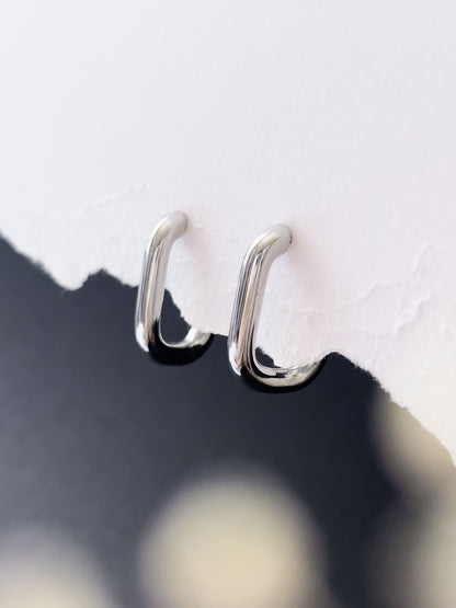 Base Col ✦ CHLOE Hoop Earrings
