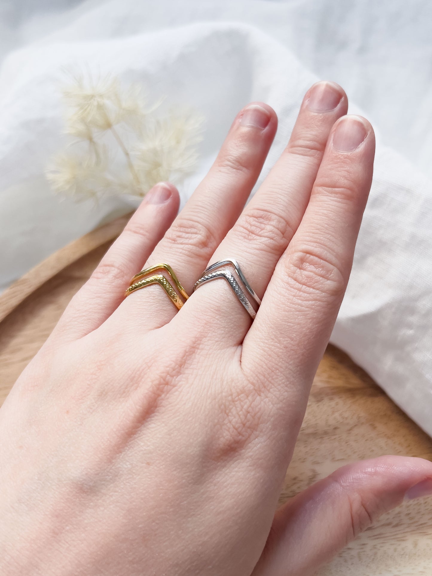 Base Col ✦ VALERIE Ring