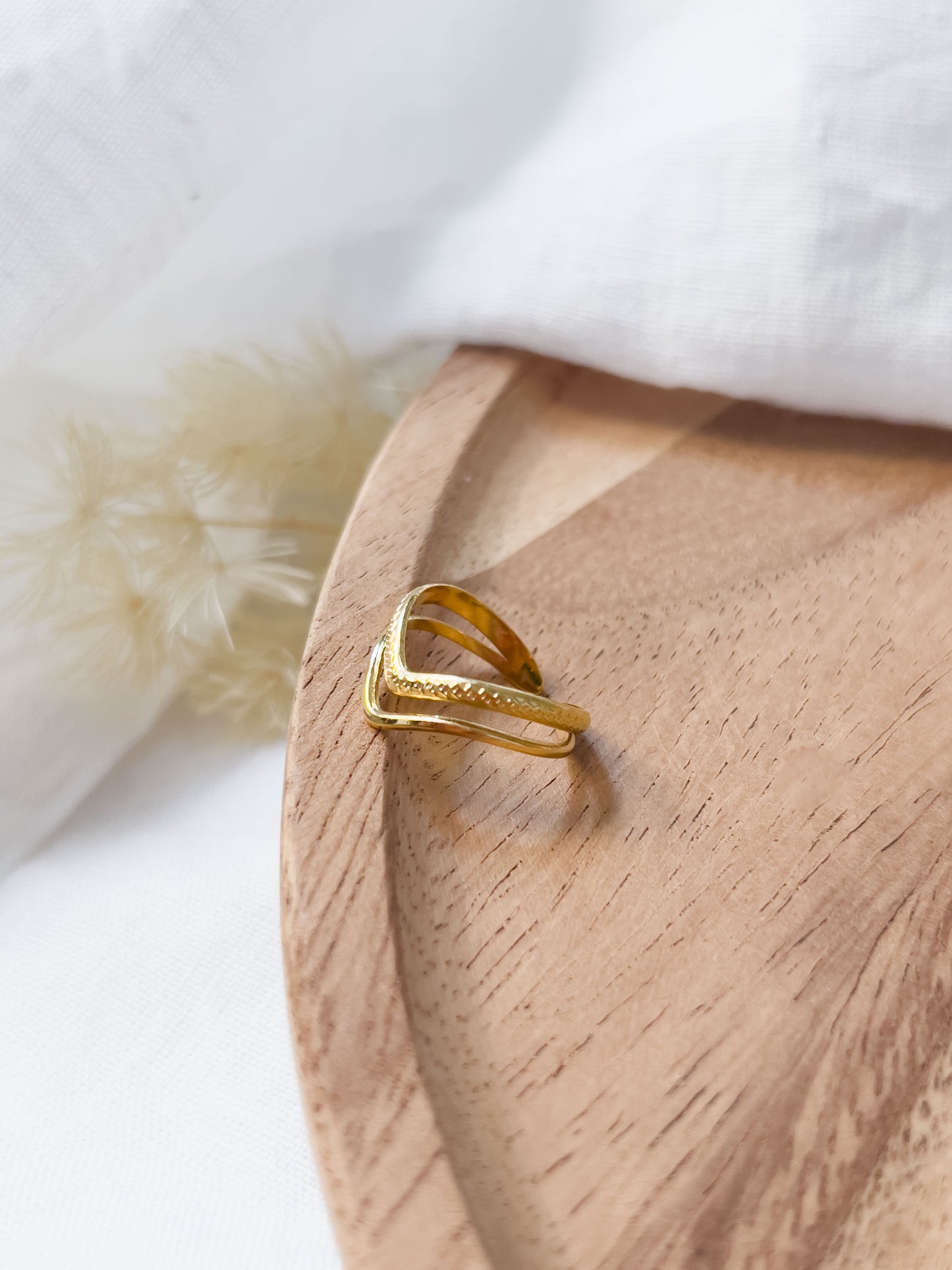 Base Col ✦ VALERIE Ring