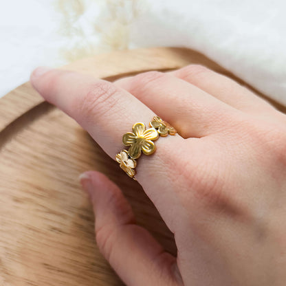 Col A ✦ Blumen Ring