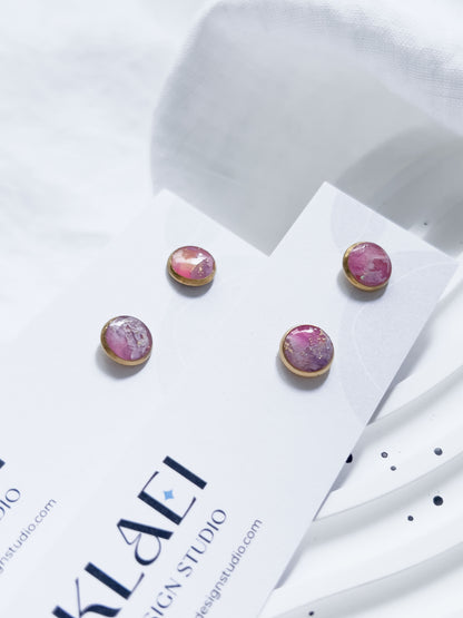 Col R ✦ Fuchsia-marmorierte Ohrstecker