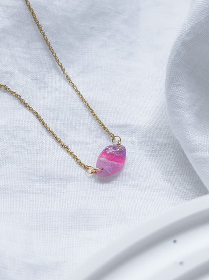 Col R ✦ Fuchsia-marmoriertes Kiesel Armband