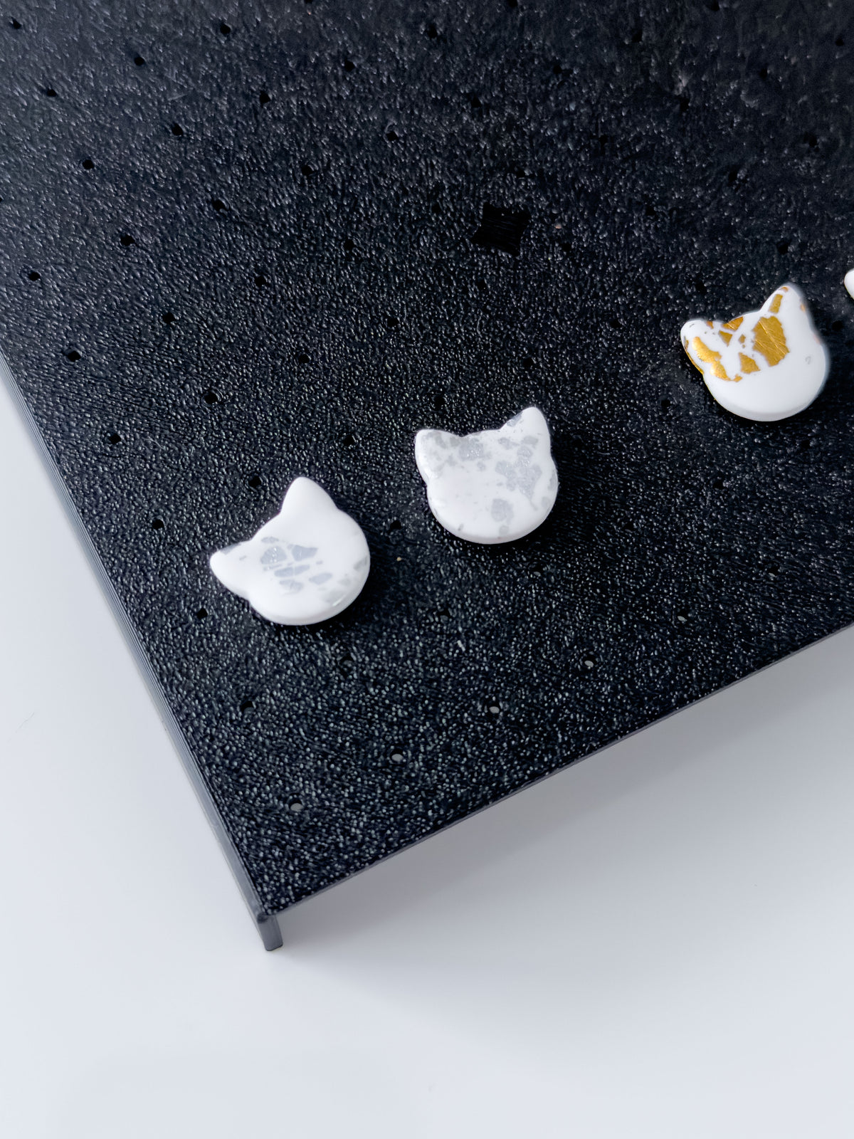 Glazing Stand for Earstuds