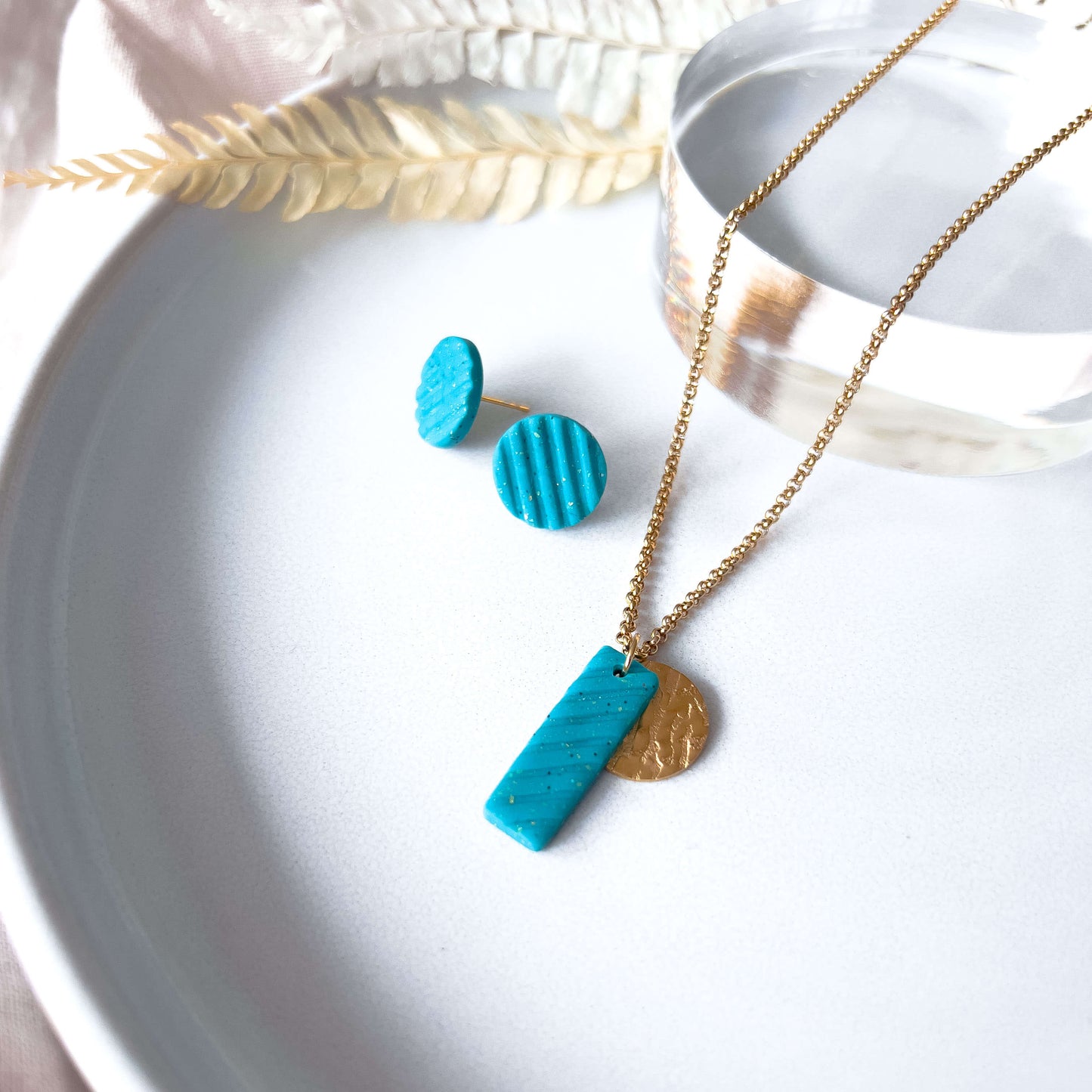Col M ✦ Gold & Turquoise Necklace & Earrings Set
